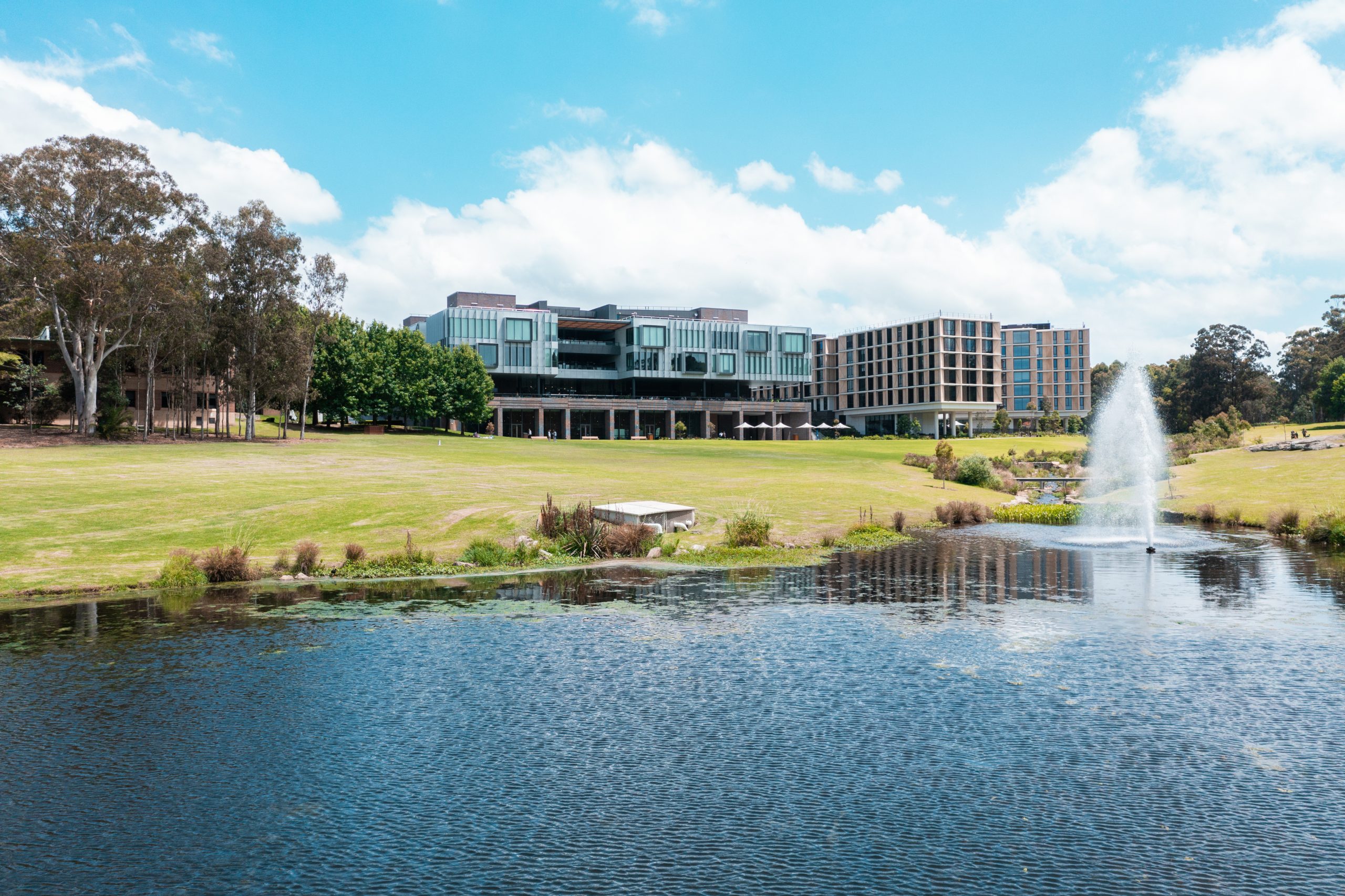 Macquarie University